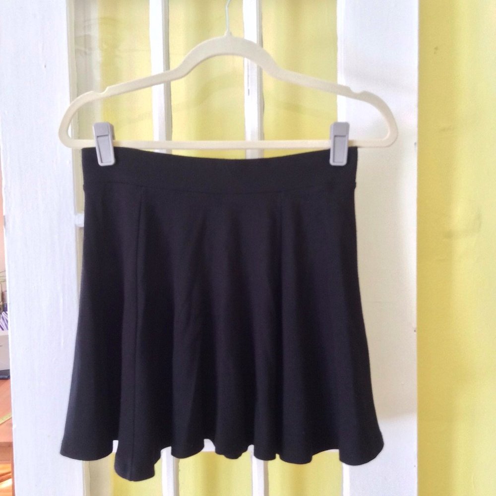 H&M Divided Black Skater Skirt with Zipper
